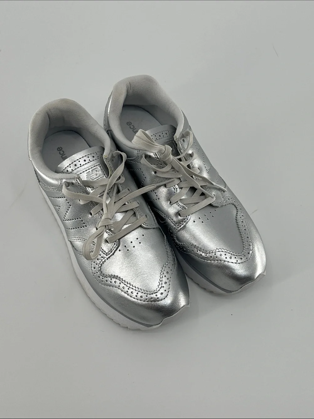 New Balance Women’s 520 Silver Metallic Sneaker
